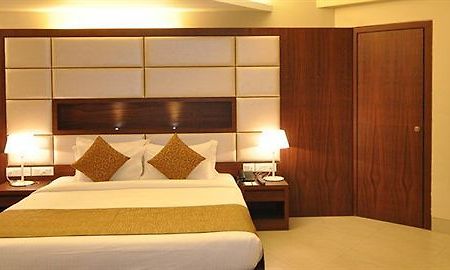 Kempton Hotel Kolkata Exterior photo