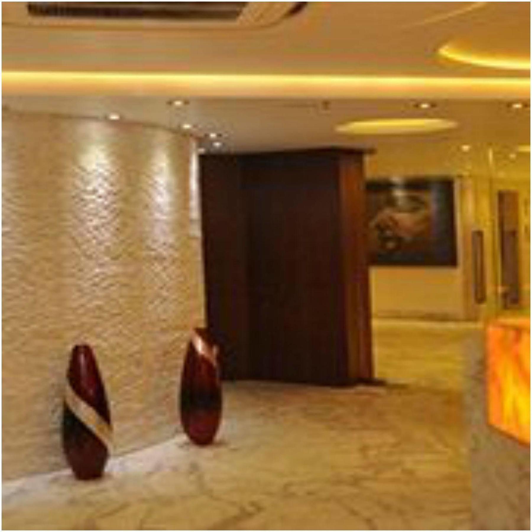 Kempton Hotel Kolkata Exterior photo